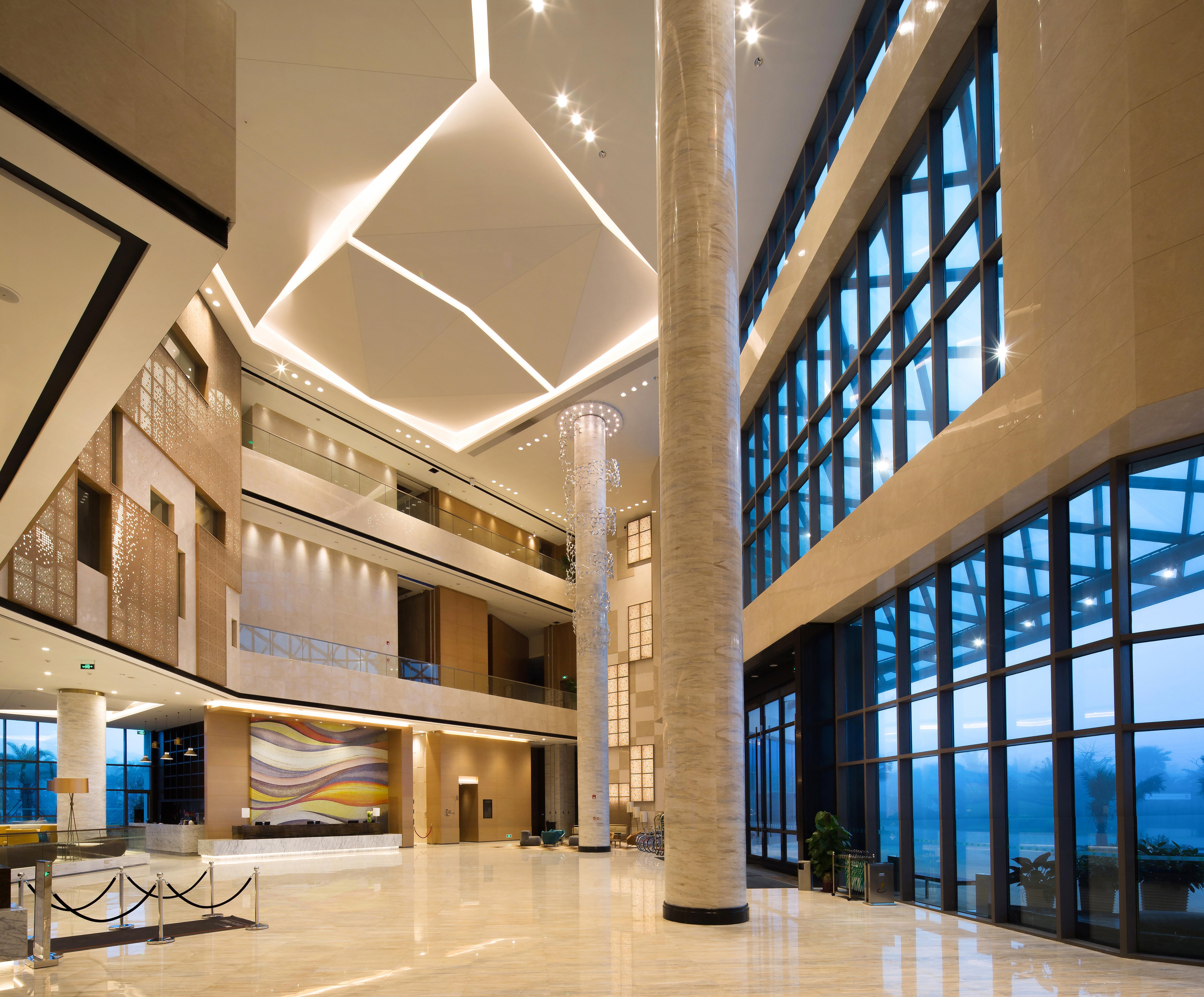 Holiday Inn Haikou West Coast By Ihg Buitenkant foto