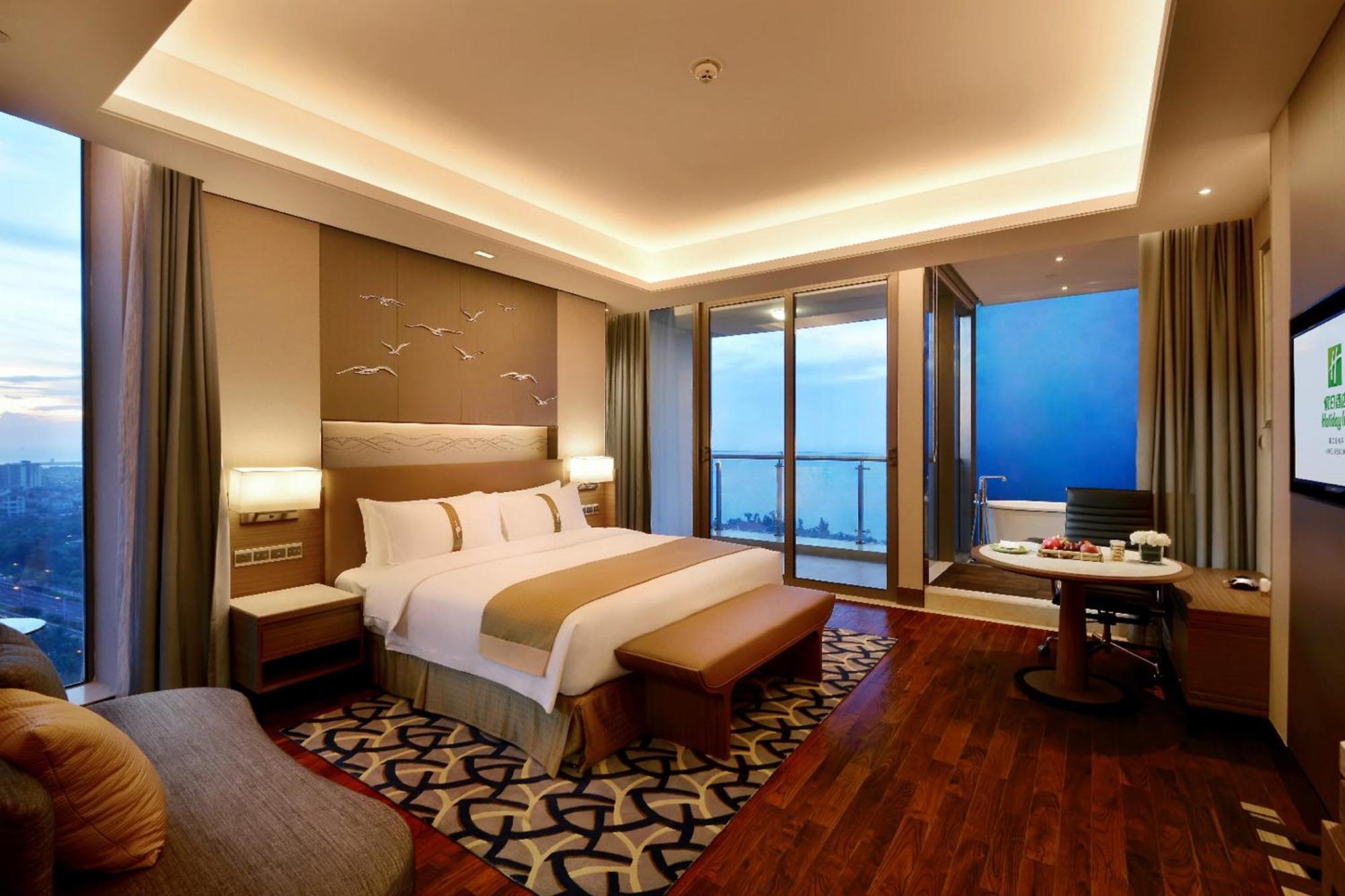 Holiday Inn Haikou West Coast By Ihg Buitenkant foto